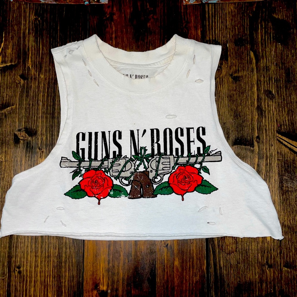 Guns and roses crop